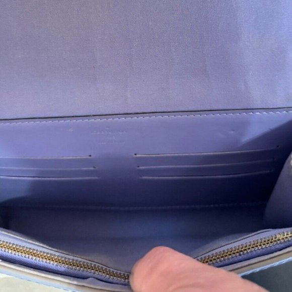 Louis Vuitton Rossmore Amante Light Lavender Patent Leather Clutch Gold Hardware - Picture 11 of 12